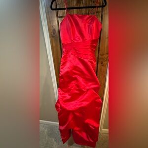 Elegant Red Satin Evening Belsoie Dress